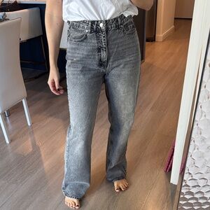 ZARA Trendy High-Waisted Denim Jeans